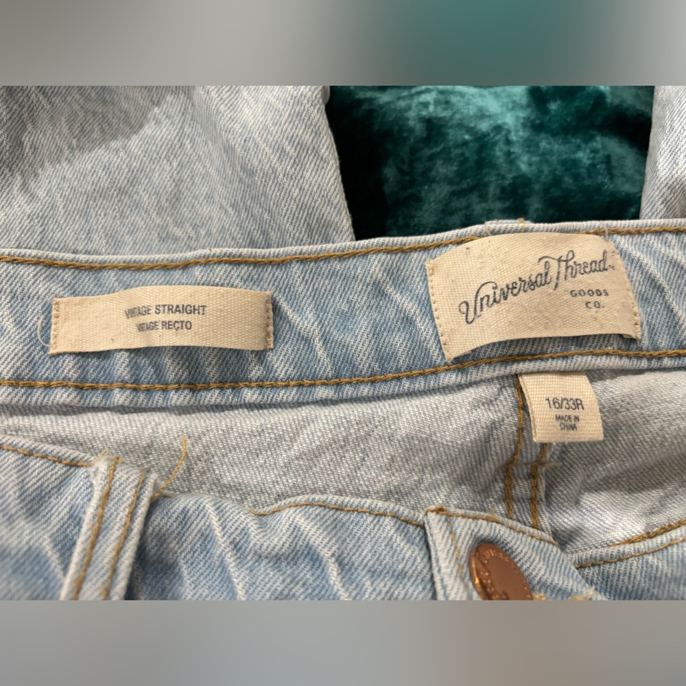 Universal Thread Vintage Straight Button-Fly Jean… - image 3